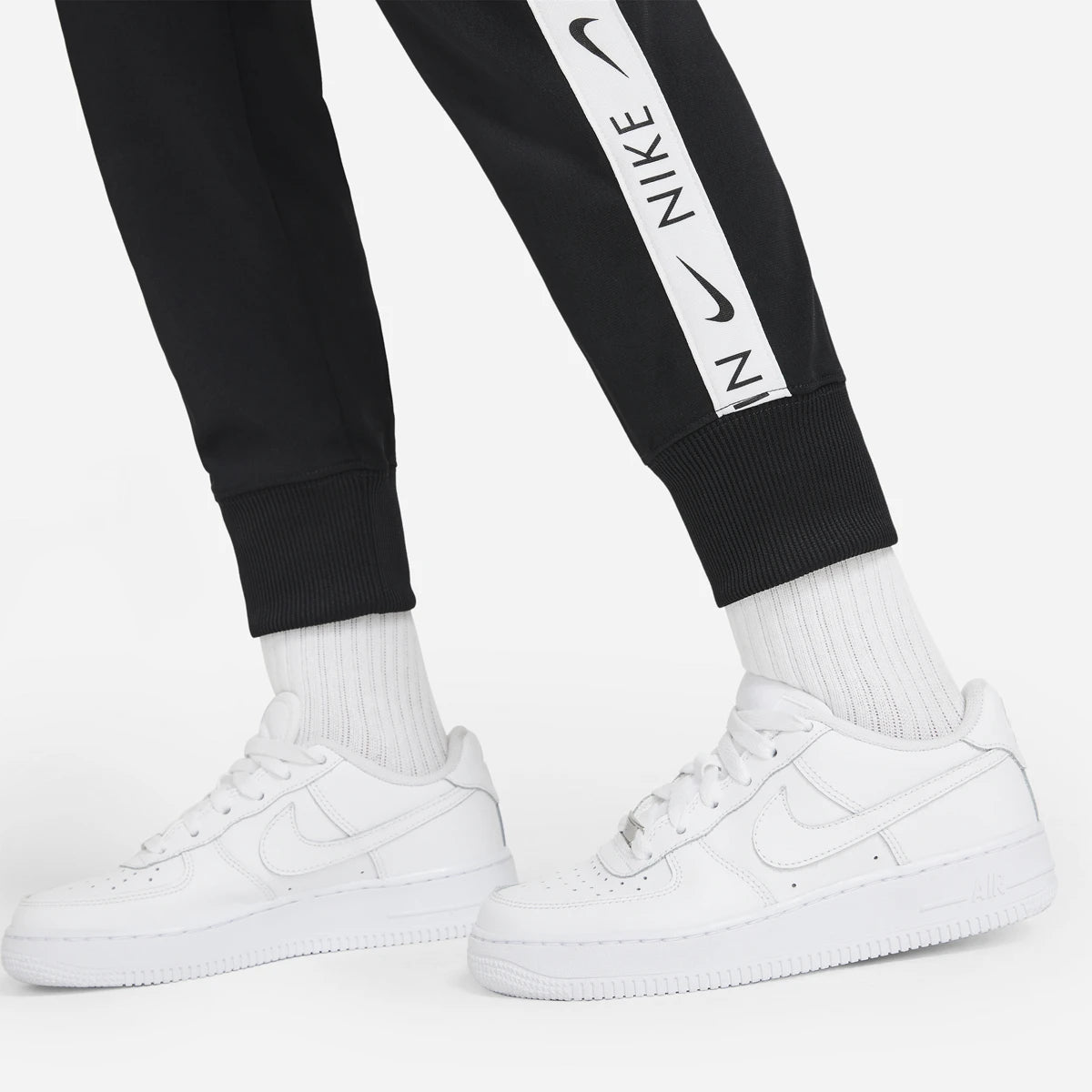 Nike Junior Girl Tracksuit Sportswear