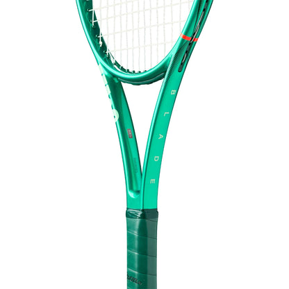 Wilson Blade 100 Pro V10 (295 Gr) Web Test Racket
