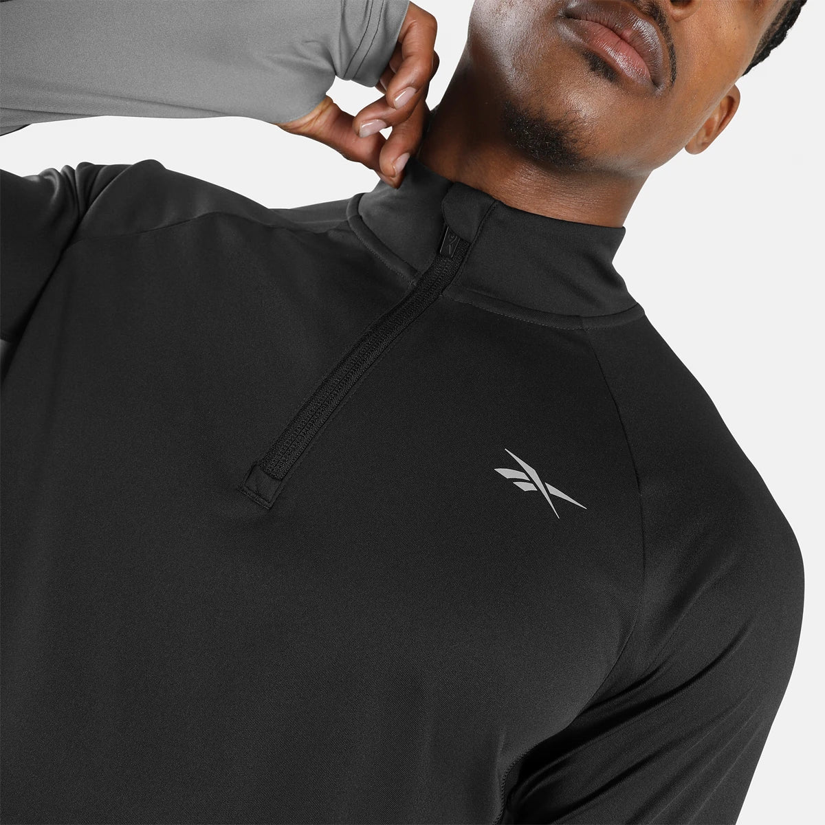 Reebook Id Long Sleeve Vector 1/4 Zip Long Sleeve T-Shirt