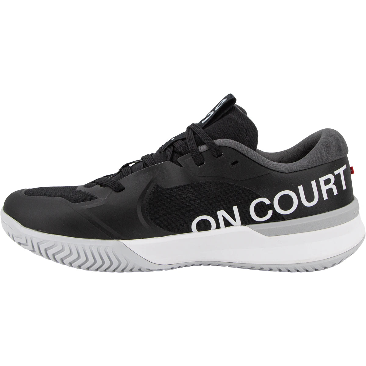 On The Roger Pro 3 Clay Shoes