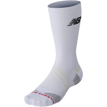 1 PAIR OF NEW BALANCE FOUNDATION LIGHT SOCKS (MID)