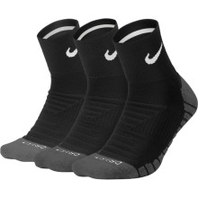 3 PAIRS OF NIKE EVERYDAY MAX CUSHIONED ANKLE SOCKS
