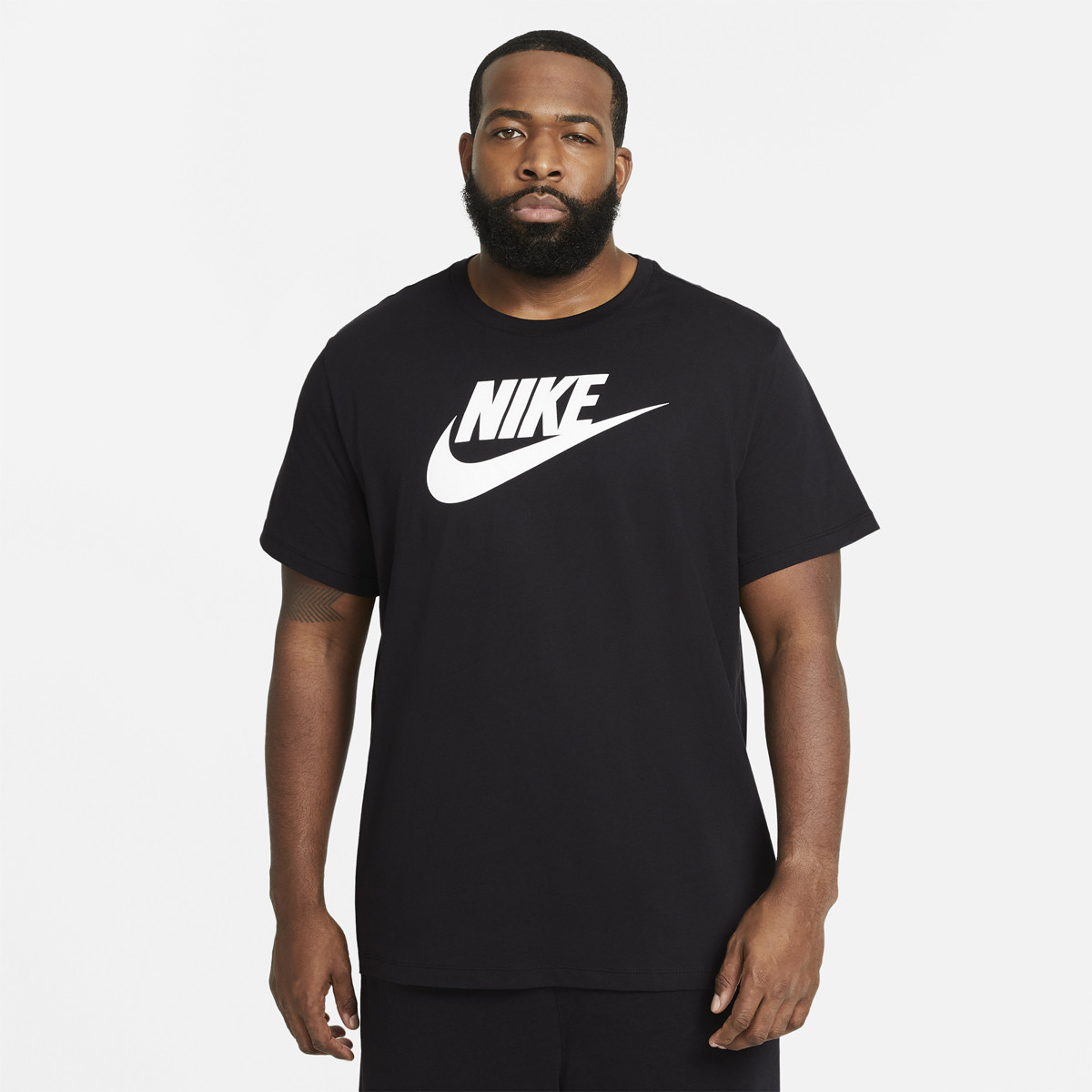 NIKE SPORTSWEAR T SHIRT NIKE Men s Clothing Tennispro