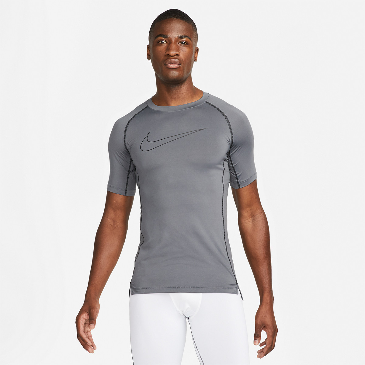 Nike fitness hotsell shirt heren