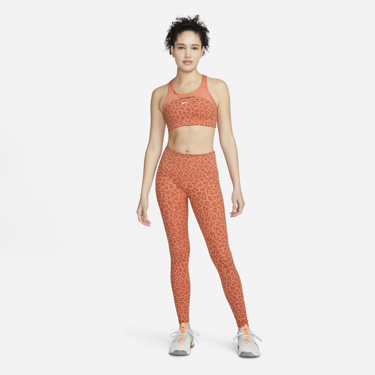 Nike best sale 827 sport