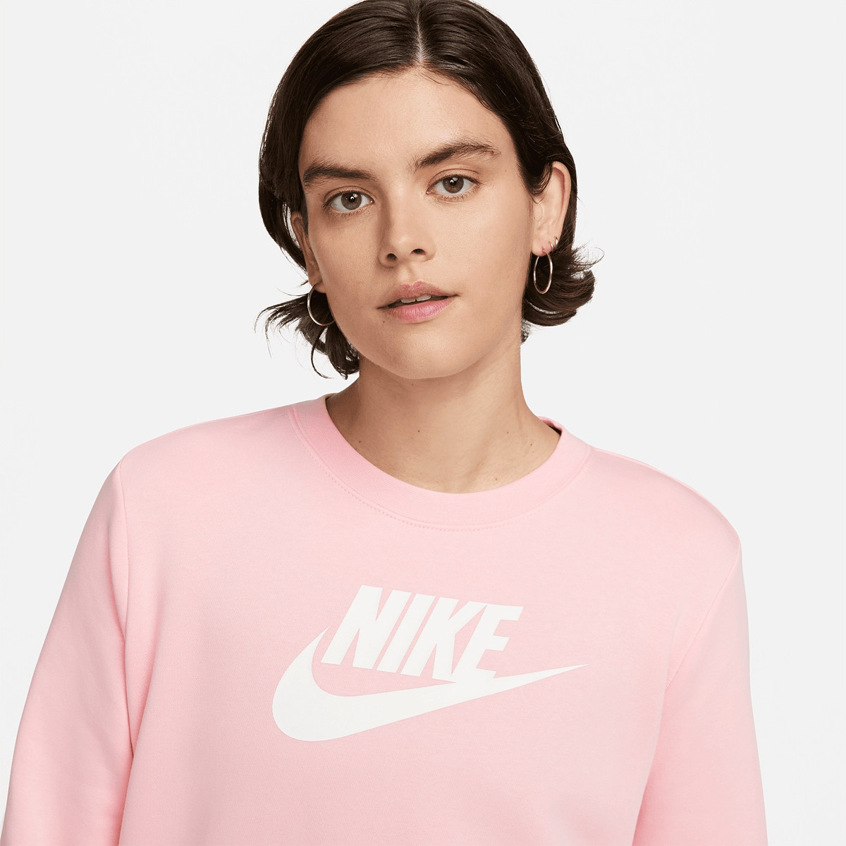 Nike futura t shirt women's cheap