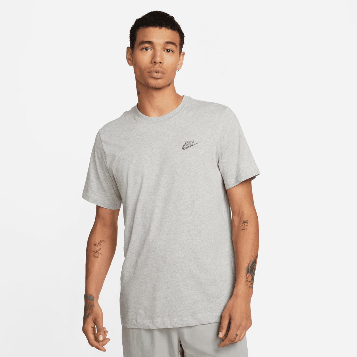 NIKE SPORTSWEAR CLUB T SHIRT NIKE Men s Clothing Tennispro