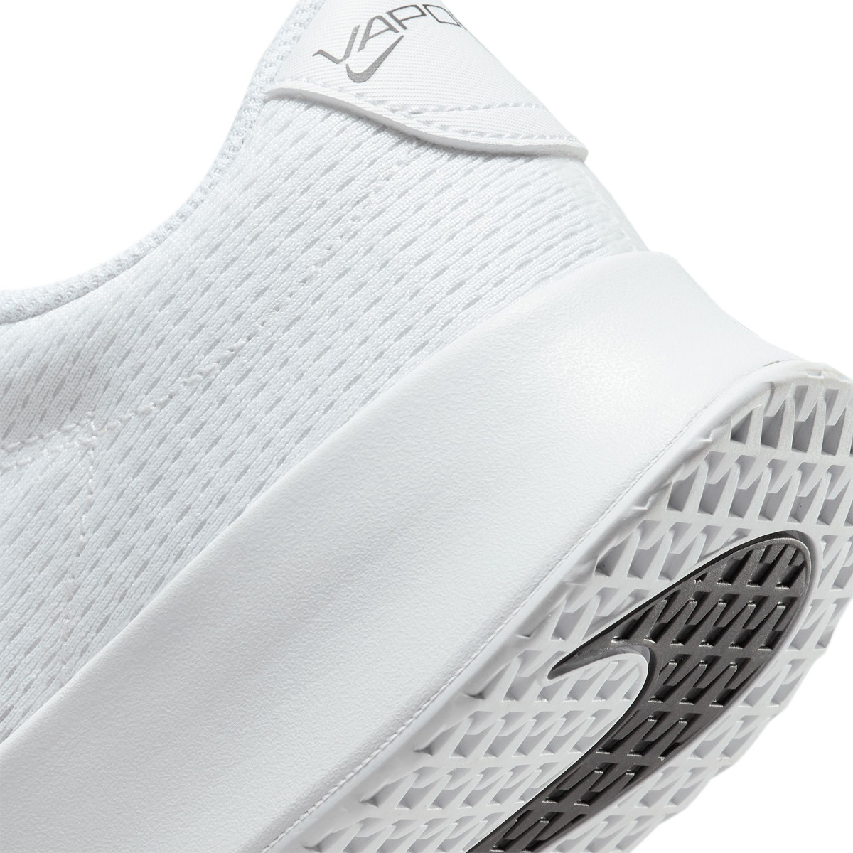 Fila vapour shop white running shoes