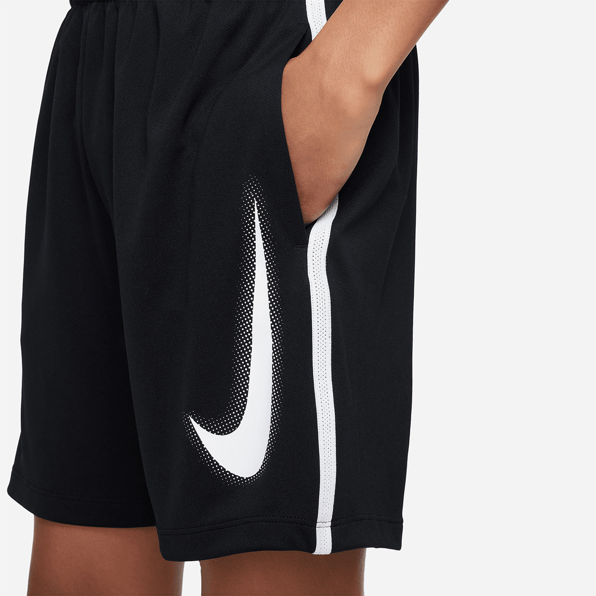 Junior boys nike best sale shorts