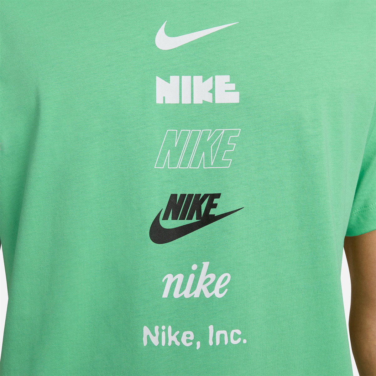 NIKE SPORTSWEAR T SHIRT NIKE Men s Clothing Tennispro