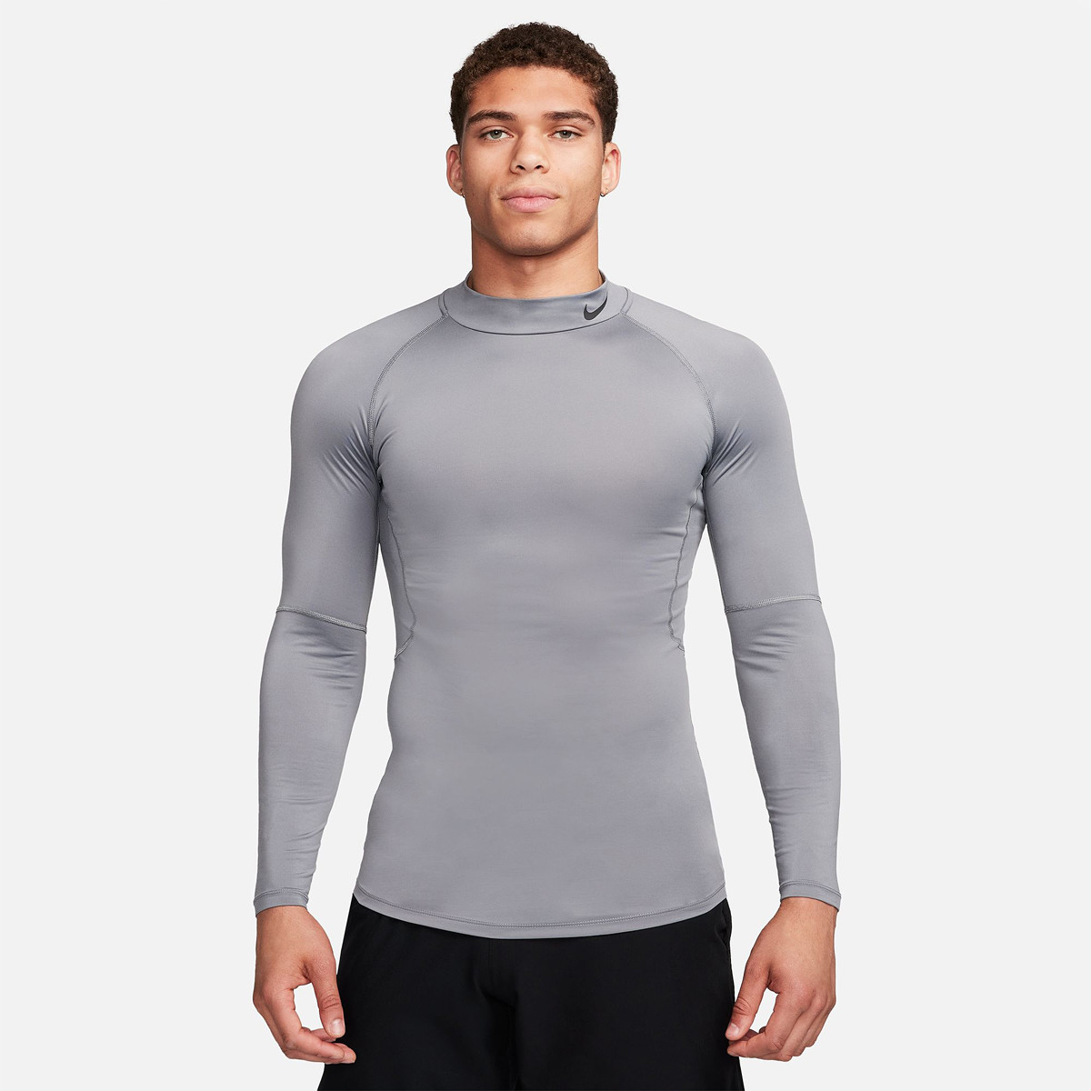 NIKE DRI FIT LONG SLEEVE T SHIRT NIKE Men s Clothing Tennispro
