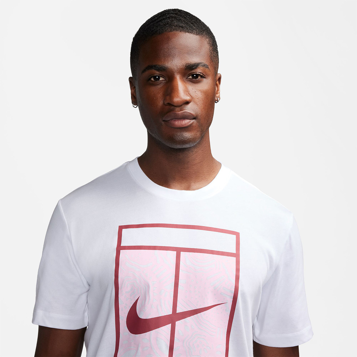 Nike tee top court
